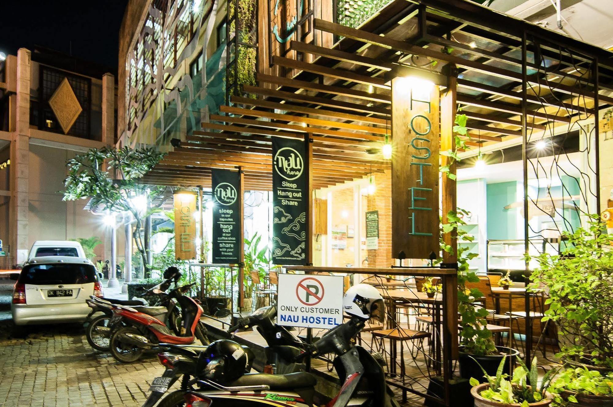 Nau Here Hostel Kuta Lombok Eksteriør billede